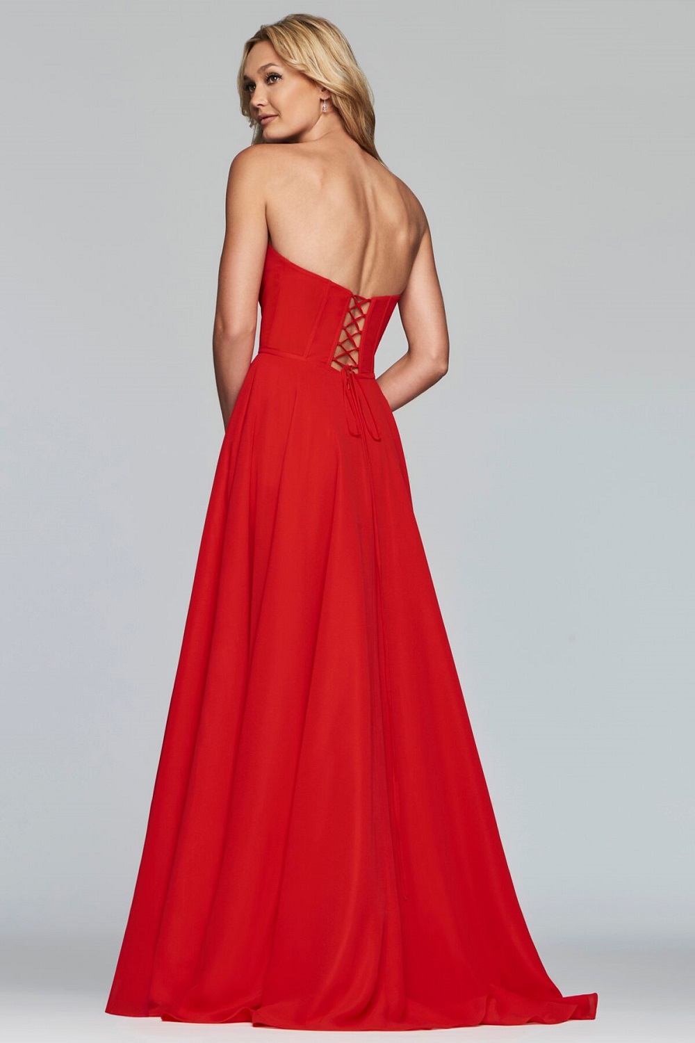  Plunging  sweetheart neck  a line chiffon prom  dress  at 